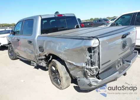 2023 Ram 1500 Big Horn 4X4 5'7 Box z USA, uszkodzony, nr VIN 1C6RRFFG3PN635836